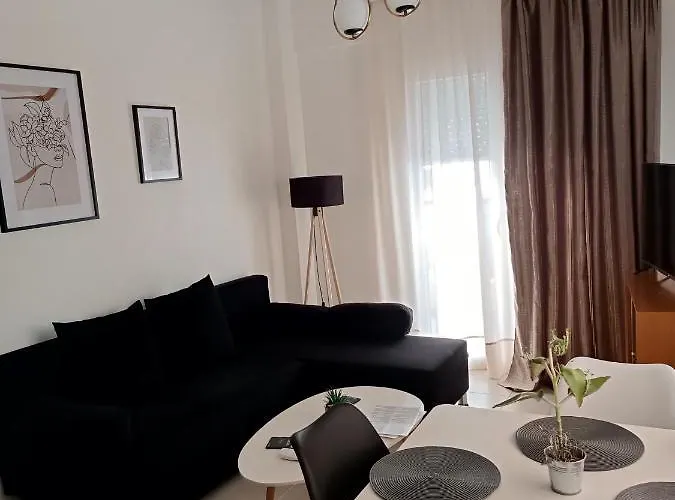 3 Min From Central Station No2 Private Free Parking