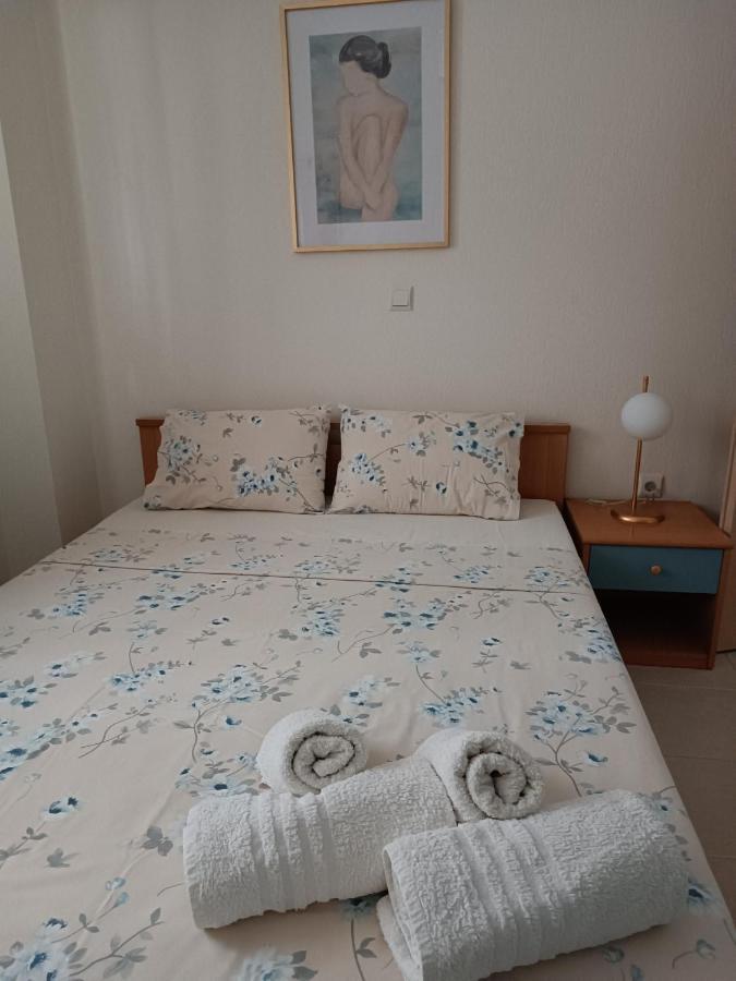 Apartmán 3 Min From Station No2 Private Free Parking